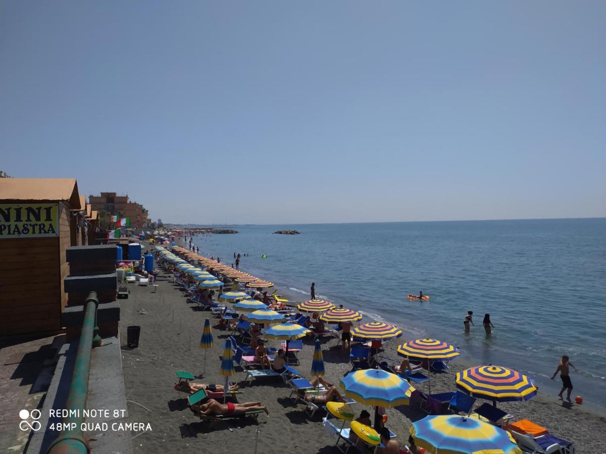 B & B Civico 6 Rooms Salerno Ngoại thất bức ảnh